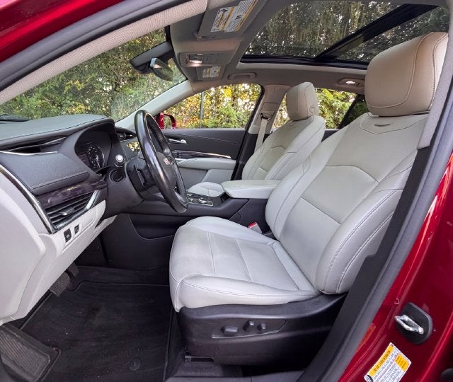 2020 Cadillac XT4 Luxury