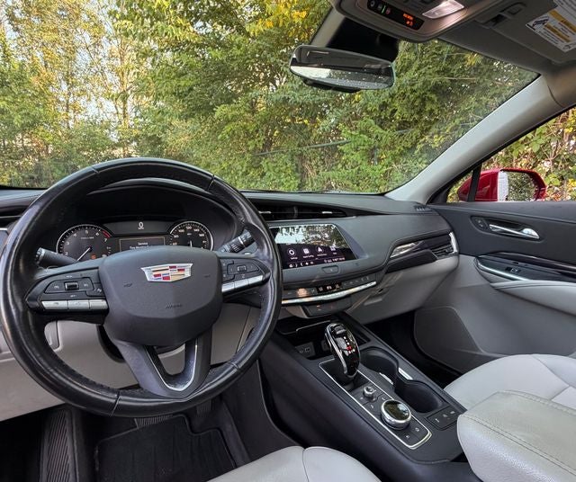 2020 Cadillac XT4 Luxury