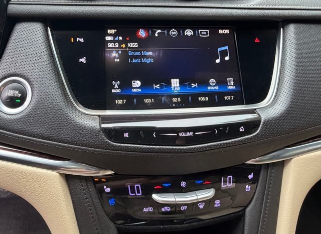 2018 Cadillac XT5 Premium Luxury
