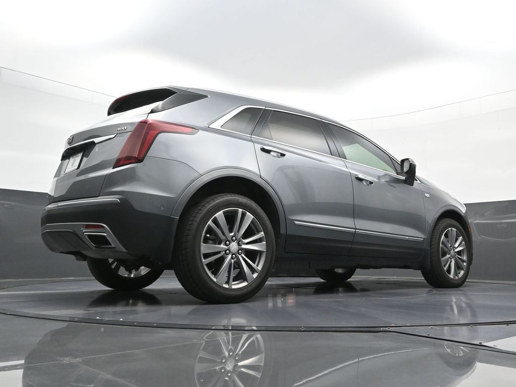 2022 Cadillac XT5 AWD Premium Luxury