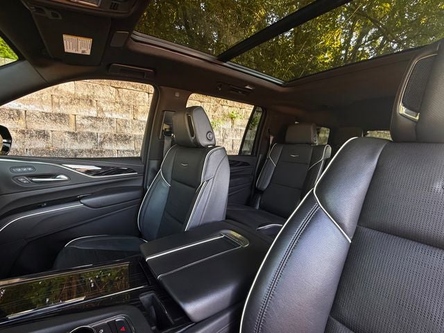 2023 Cadillac Escalade ESV Sport