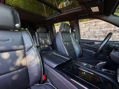2023 Cadillac Escalade ESV Sport
