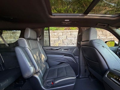 2023 Cadillac Escalade ESV Sport