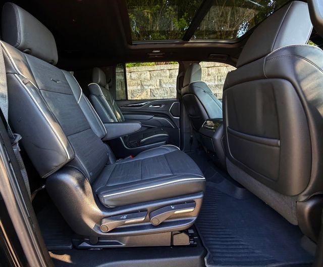 2023 Cadillac Escalade ESV Sport