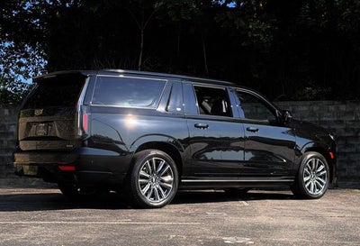 2023 Cadillac Escalade ESV Sport