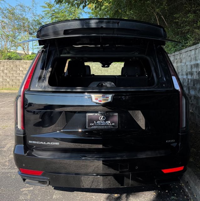 2023 Cadillac Escalade ESV Sport