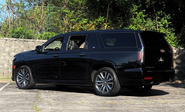 2023 Cadillac Escalade ESV Sport