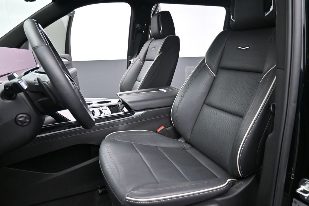2025 Cadillac Escalade ESV 4WD Sport