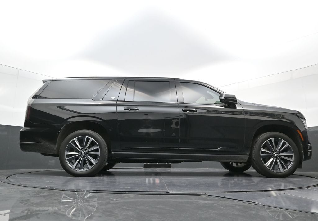 2025 Cadillac Escalade ESV 4WD Sport
