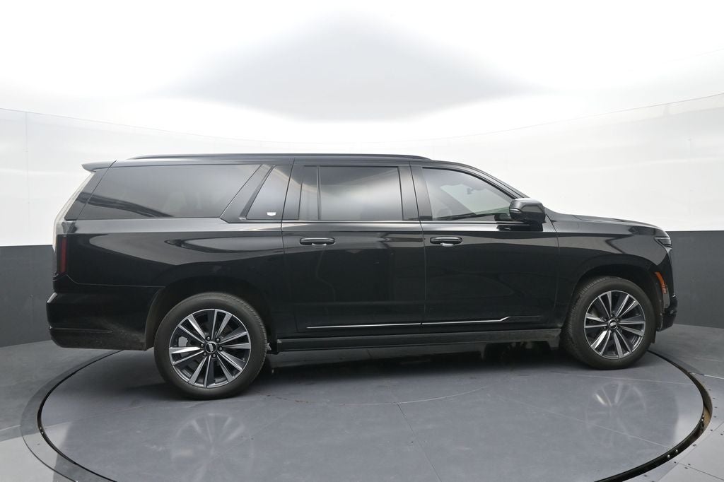 2025 Cadillac Escalade ESV 4WD Sport