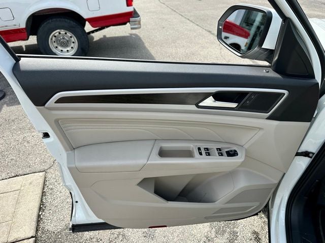 2023 Volkswagen Atlas 2.0T SE