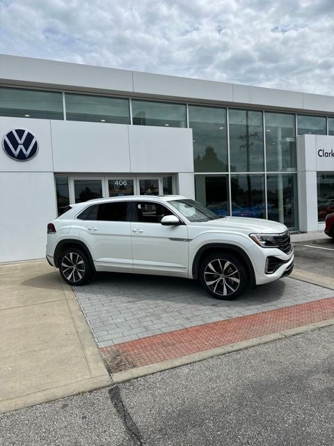 2025 Volkswagen Atlas Cross Sport 2.0T SEL Premium R-Line