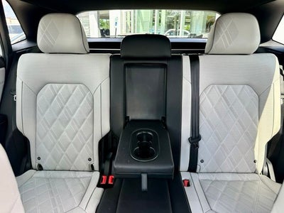 2025 Volkswagen Atlas Cross Sport 2.0T SEL Premium R-Line