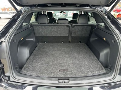 2023 Volkswagen Atlas Cross Sport 3.6L V6 SEL Premium R-Line