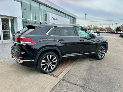 2023 Volkswagen Atlas Cross Sport 3.6L V6 SEL Premium R-Line