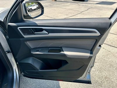 2023 Volkswagen Atlas 3.6L V6 SEL Premium R-Line