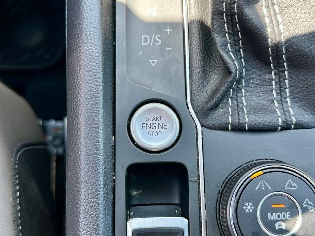 2023 Volkswagen Atlas 3.6L V6 SEL Premium R-Line