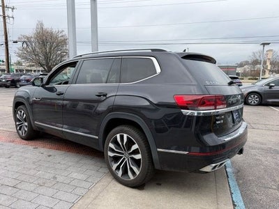2022 Volkswagen Atlas 3.6L V6 SEL Premium R-Line