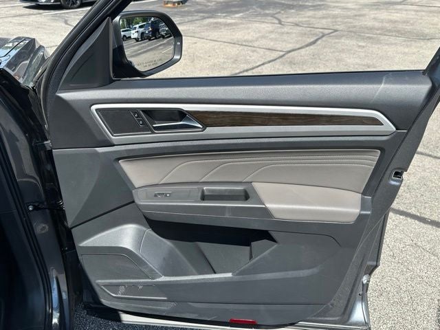 2023 Volkswagen Atlas 2.0T SE w/Technology
