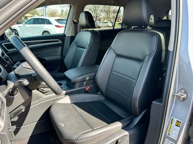 2021 Volkswagen Atlas 3.6L V6 SE w/Technology