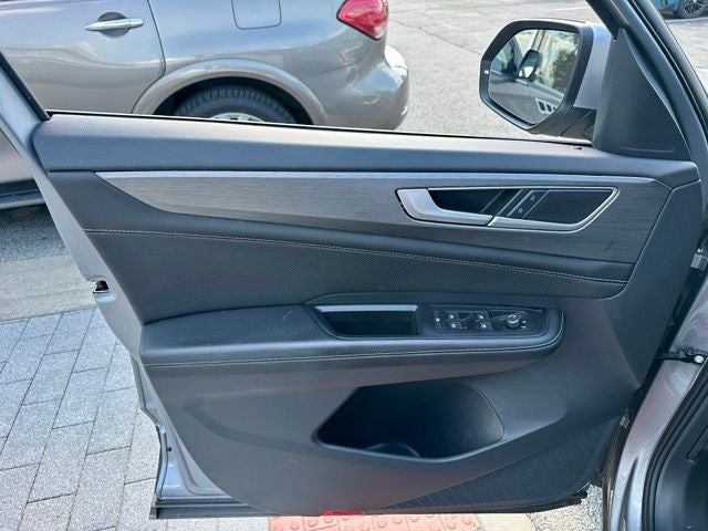 2025 Volkswagen Atlas Cross Sport 2.0T SE