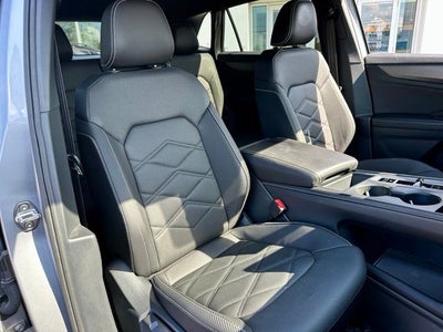 2025 Volkswagen Atlas Cross Sport 2.0T SE