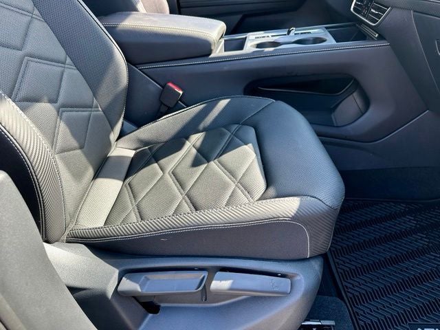 2025 Volkswagen Atlas Cross Sport 2.0T SE