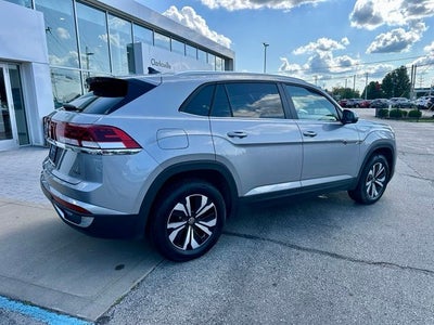 2025 Volkswagen Atlas Cross Sport 2.0T SE