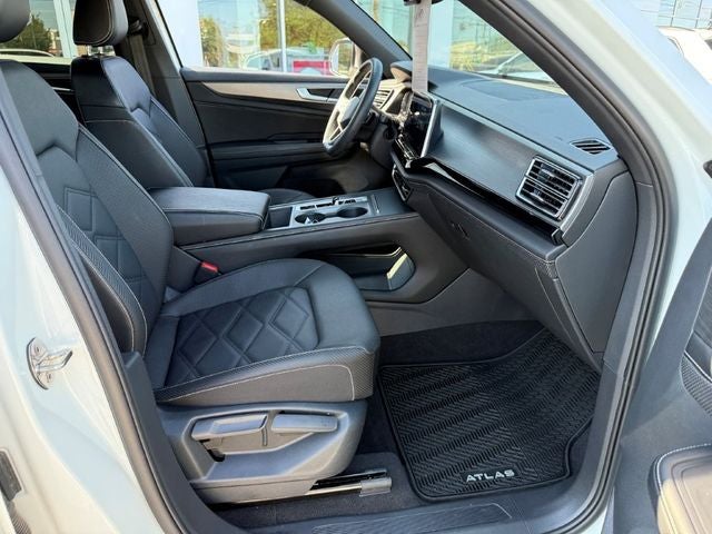 2024 Volkswagen Atlas Cross Sport 2.0T SE