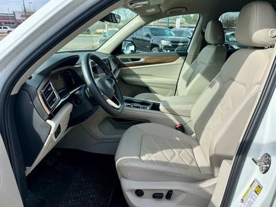 2024 Volkswagen Atlas 2.0T SE