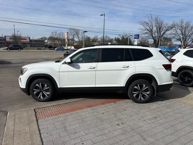 2024 Volkswagen Atlas 2.0T SE