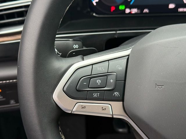 2025 Volkswagen Atlas 2.0T SE