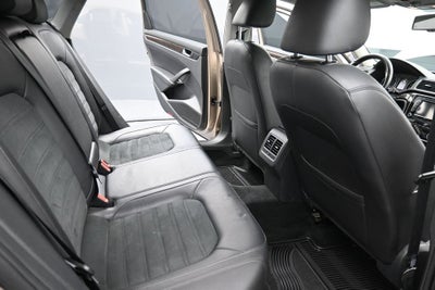 2015 Volkswagen Passat 2.0L TDI SEL Premium