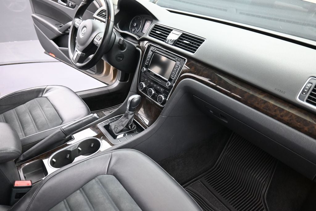 2015 Volkswagen Passat 2.0L TDI SEL Premium