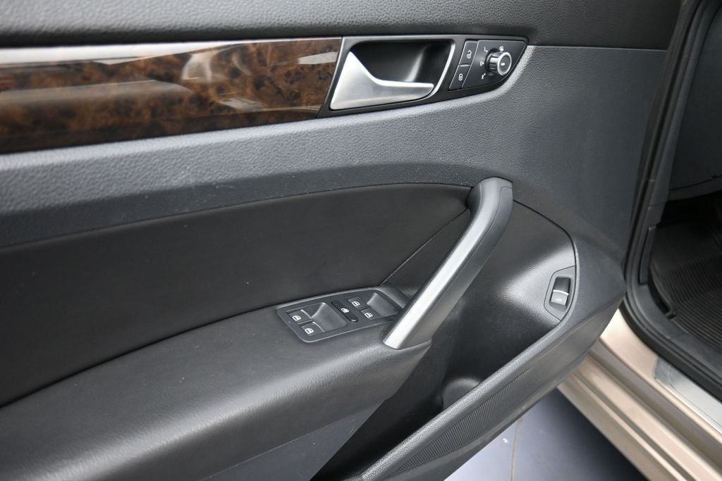 2015 Volkswagen Passat 2.0L TDI SEL Premium