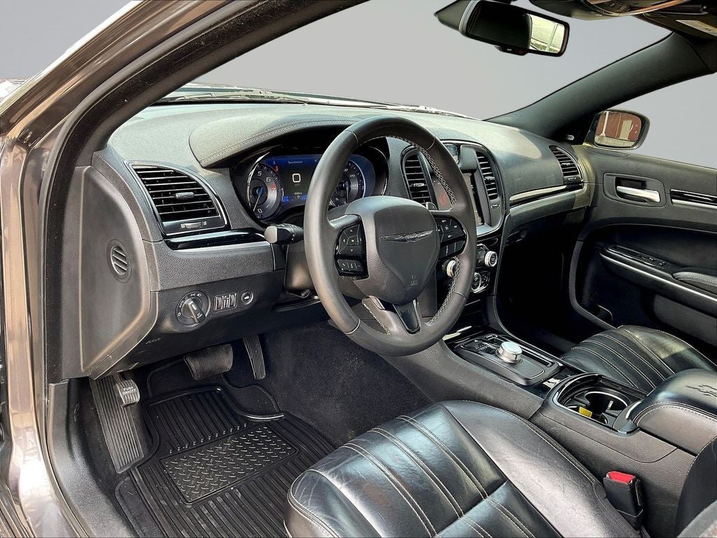 2022 Chrysler 300 S
