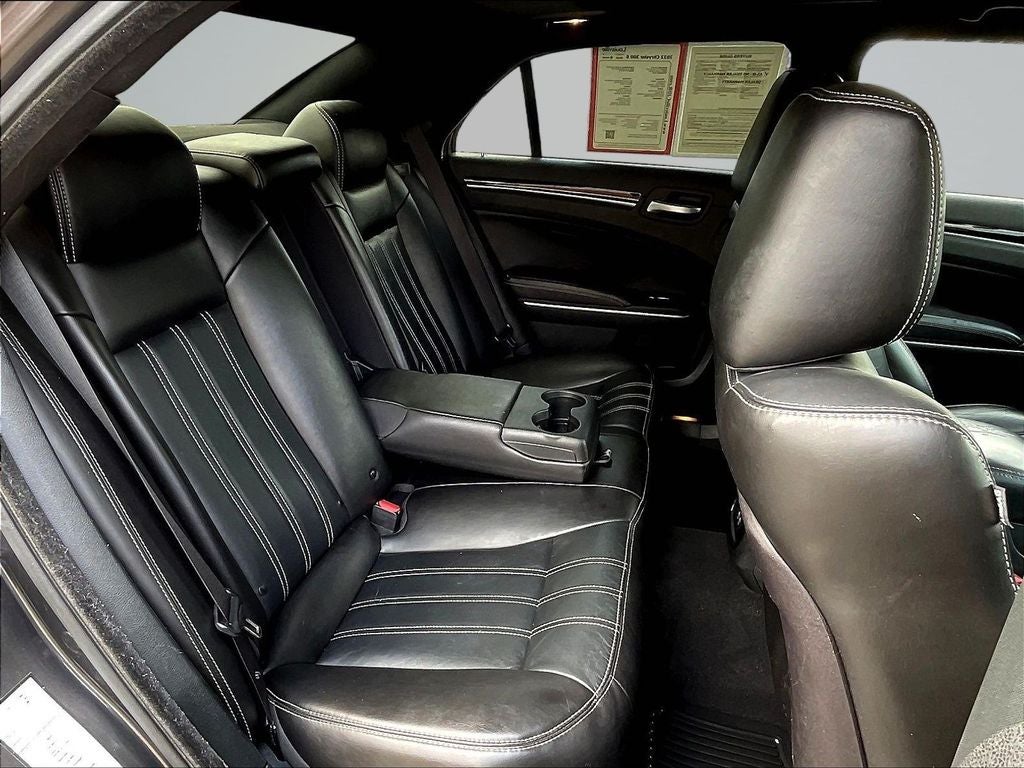 2022 Chrysler 300 S