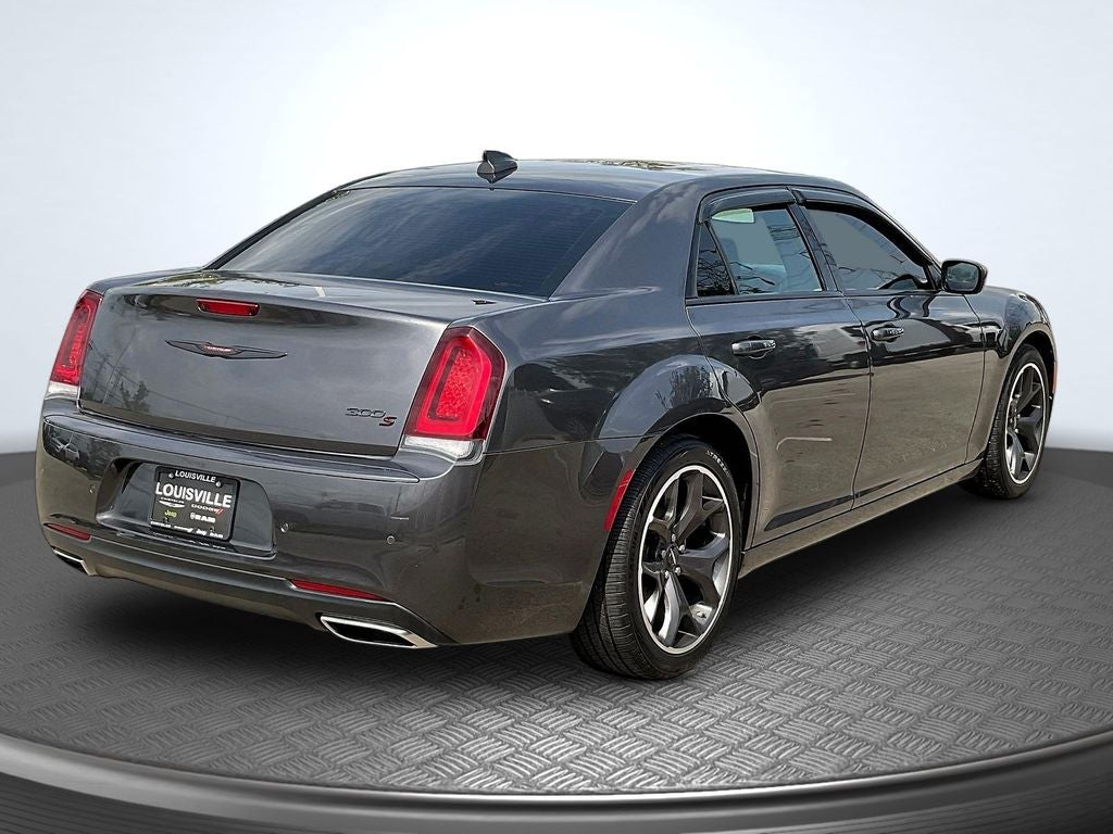 2022 Chrysler 300 S