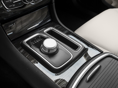 2017 Chrysler 300 Limited