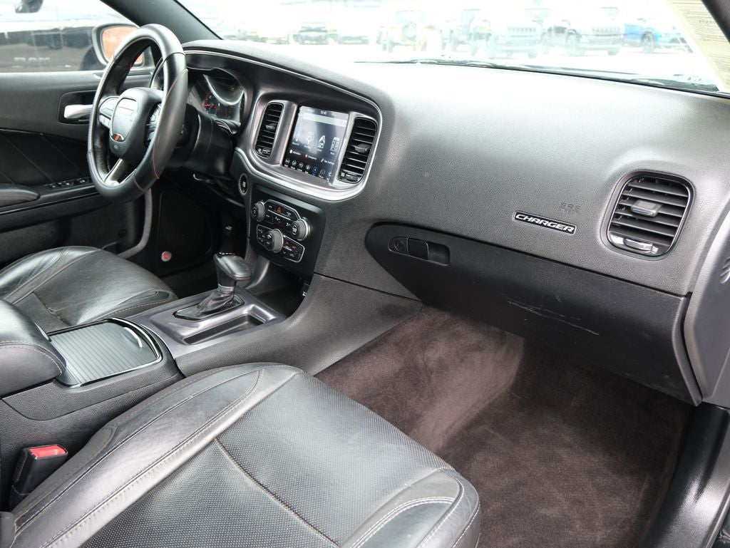 2017 Dodge Charger SXT