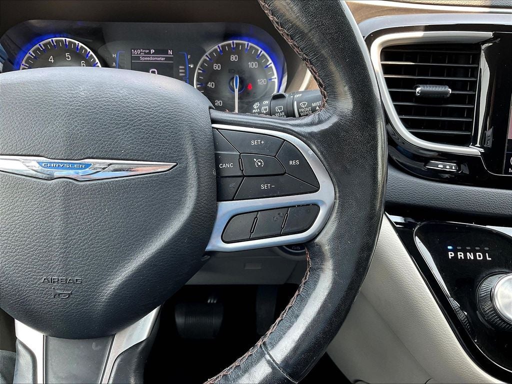 2020 Chrysler Pacifica Touring