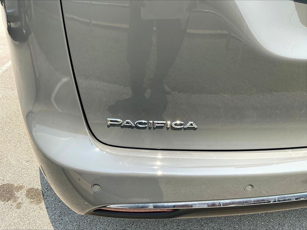 2020 Chrysler Pacifica Touring