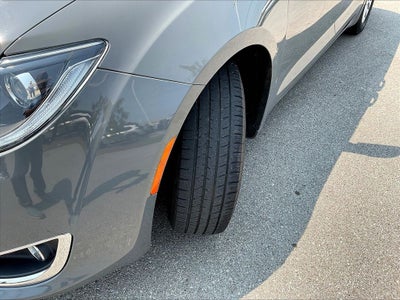 2020 Chrysler Pacifica Touring