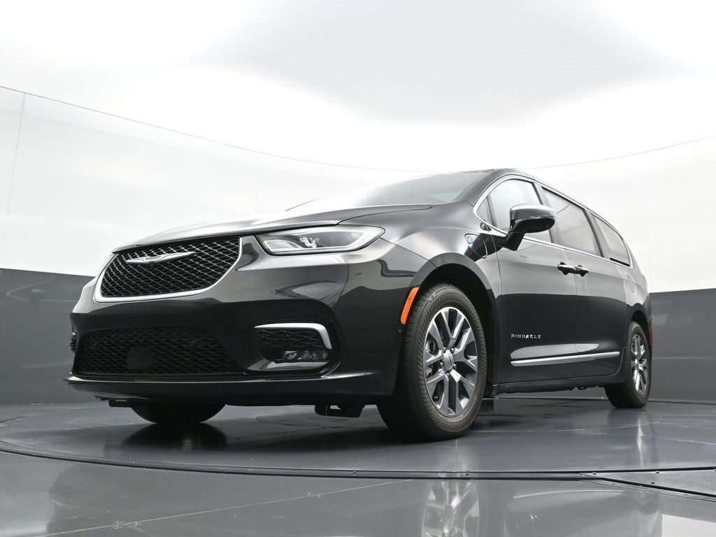 2023 Chrysler Pacifica Hybrid Hybrid Pinnacle