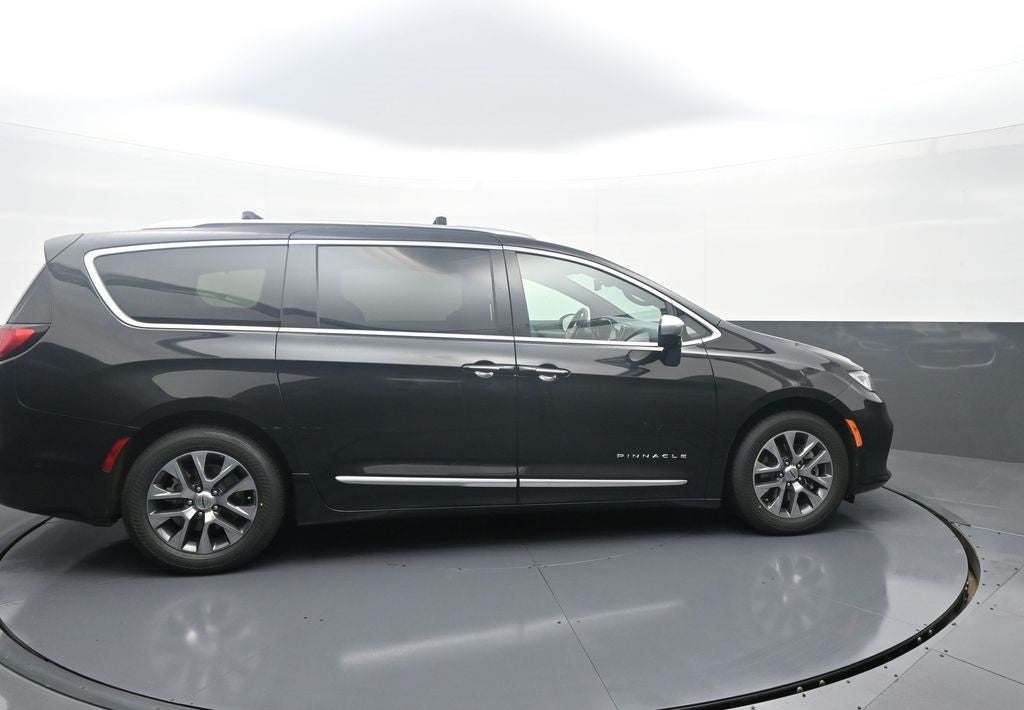 2023 Chrysler Pacifica Hybrid Hybrid Pinnacle