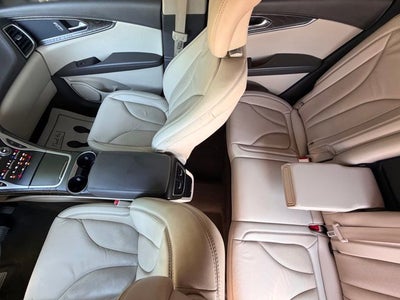 2019 Lincoln Nautilus Select