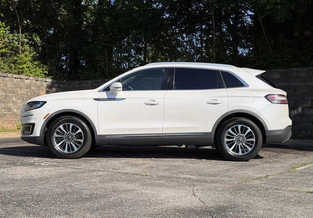 2019 Lincoln Nautilus Select