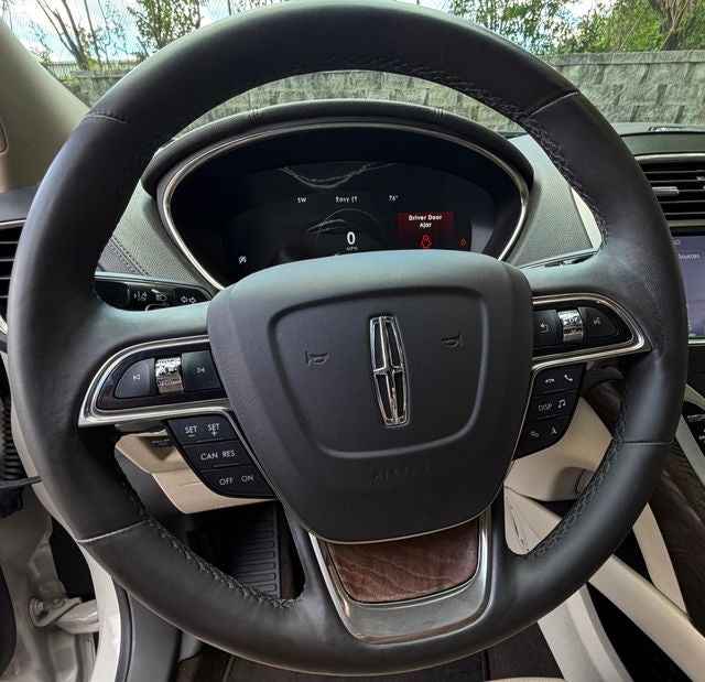 2019 Lincoln Nautilus Reserve