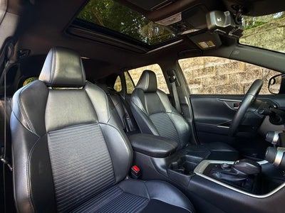2019 Toyota RAV4 Hybrid XSE