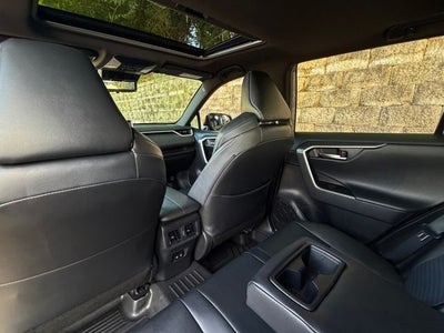 2019 Toyota RAV4 Hybrid XSE